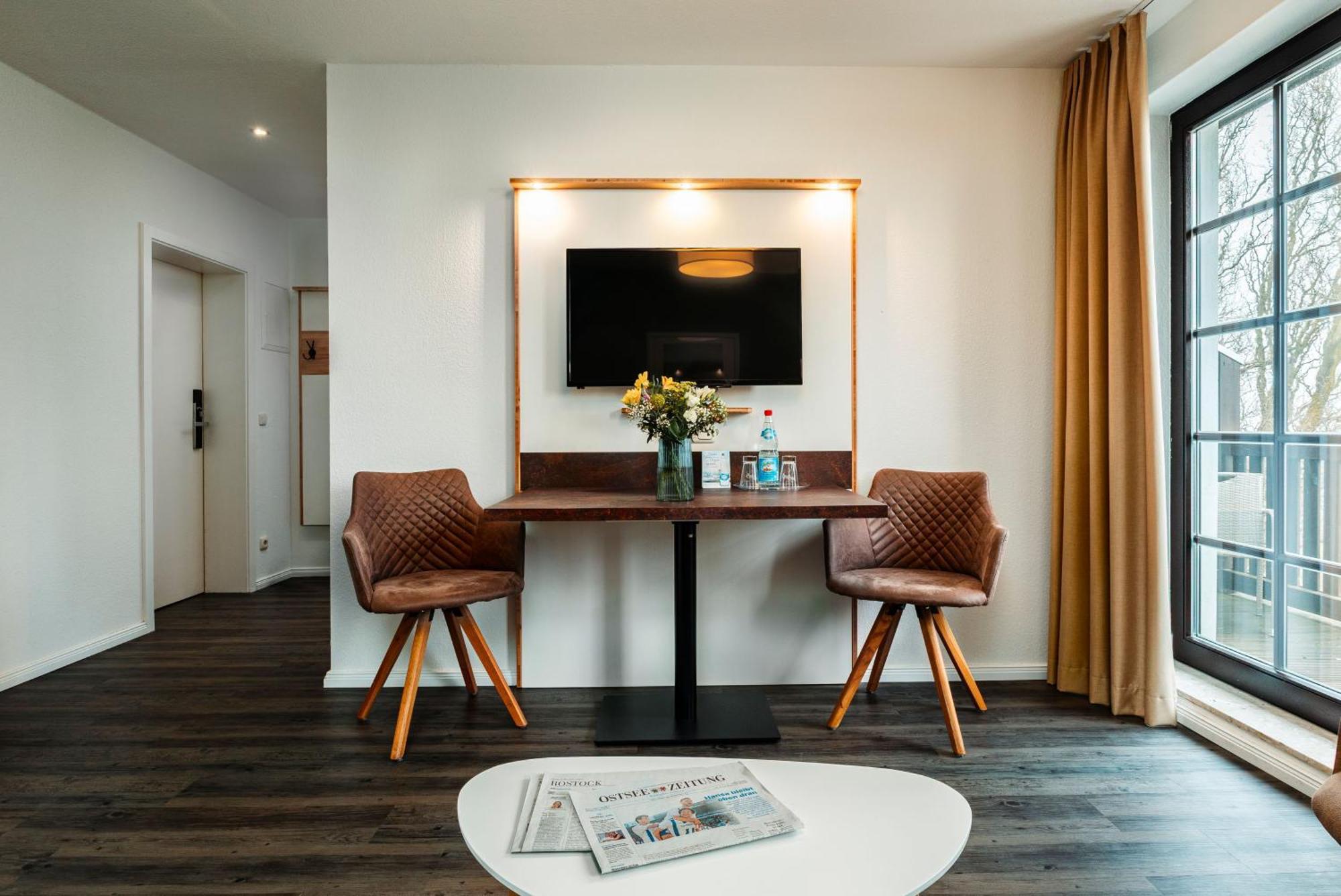 Hotel Ostseeland ロストック エクステリア 写真