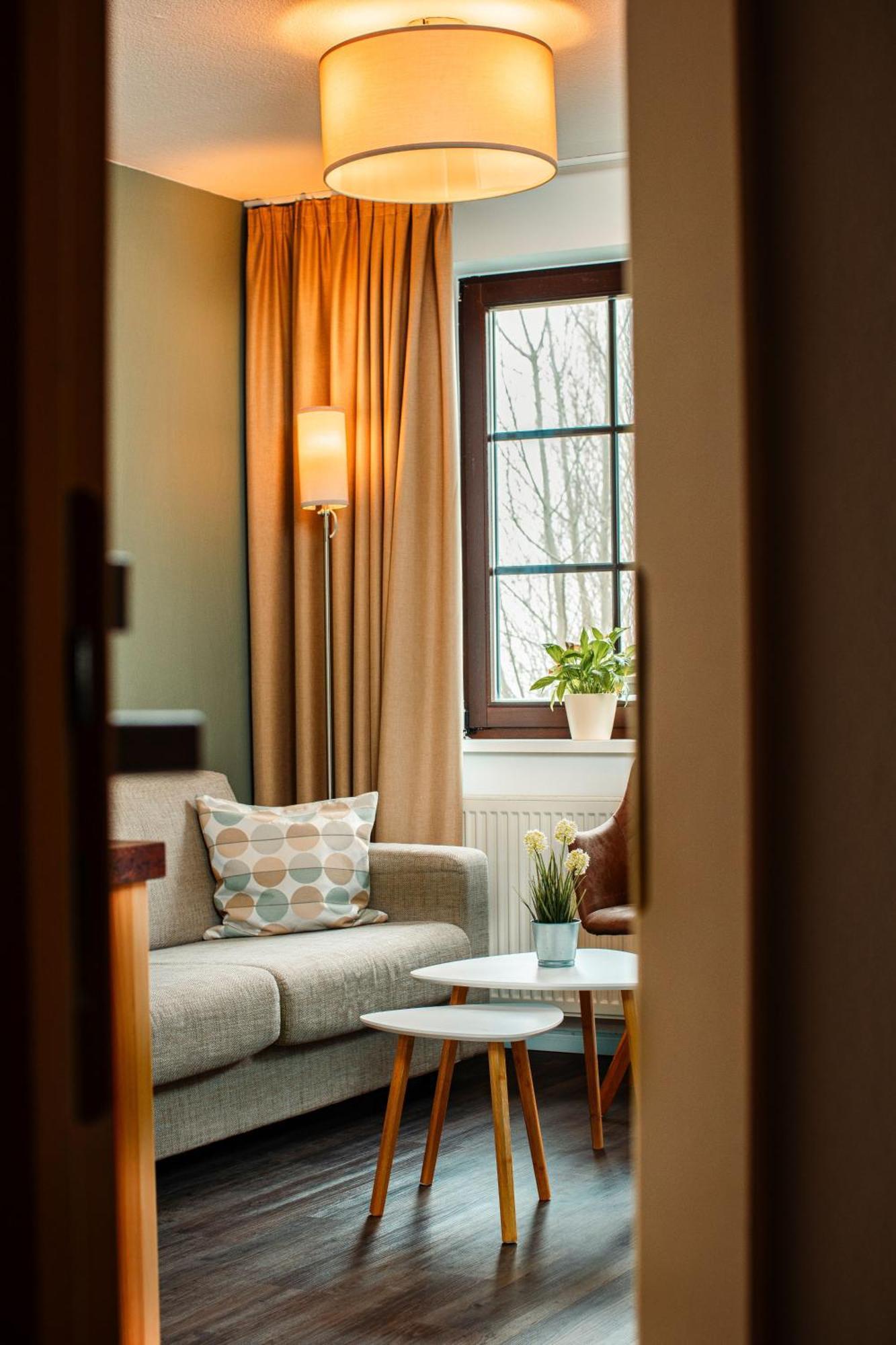 Hotel Ostseeland ロストック エクステリア 写真