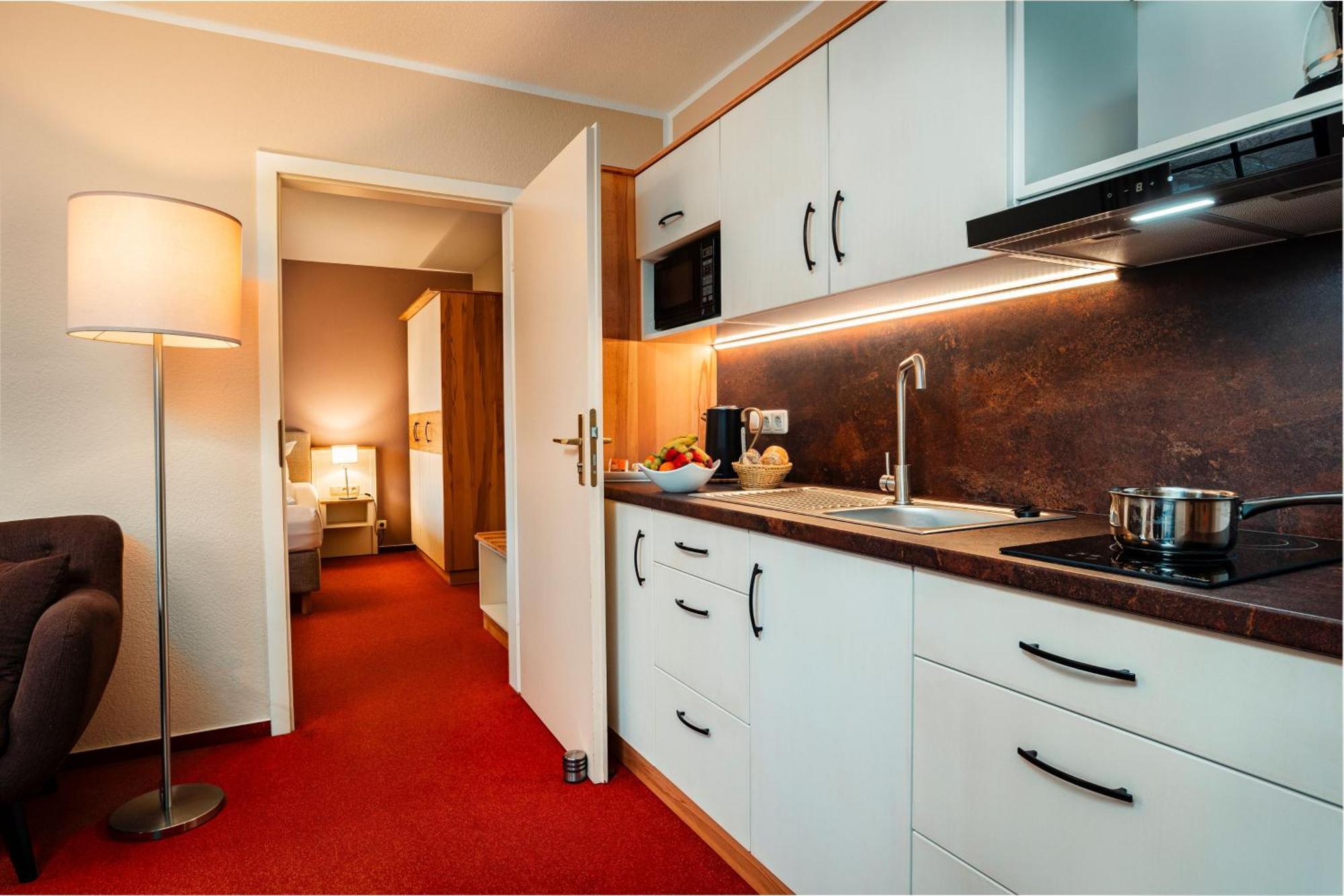 Hotel Ostseeland ロストック エクステリア 写真
