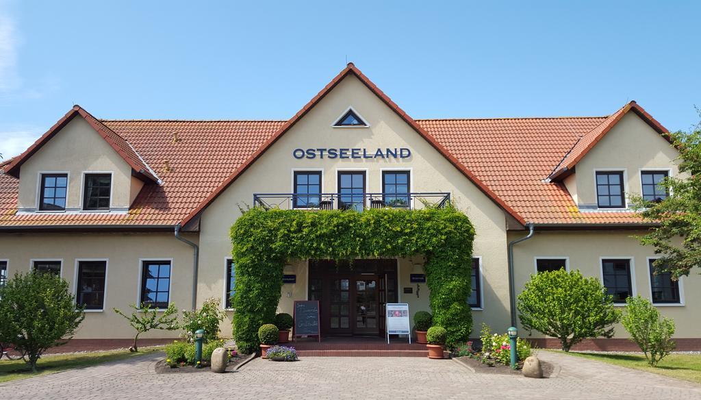 Hotel Ostseeland ロストック エクステリア 写真